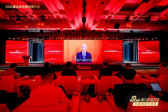 配资平台排名 牛津大学教授伊恩·戈尔丁：我不认为全球化已死，它正在迅速转型